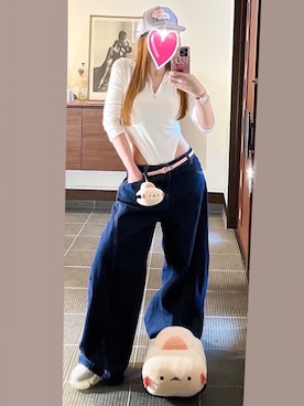 「grounds（グラウンズ）のgrounds / グラウンズ/MOOPIE WHITEGRAY（スニーカー、ホワイト系）」を使った、致し方なく課金さん（レディース・157cm）の春コーディネート