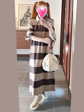 「アイテム（クラッチバッグ）」を使った、致し方なく課金さん（レディース・157cm）の秋コーディネート