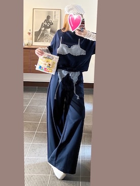 「M TO R（ムウトアール）のTROMPE LANGELIE BIG TEE（Tシャツ/カットソー、ブルー系）」を使った、致し方なく課金さん（レディース・157cm）の秋コーディネート