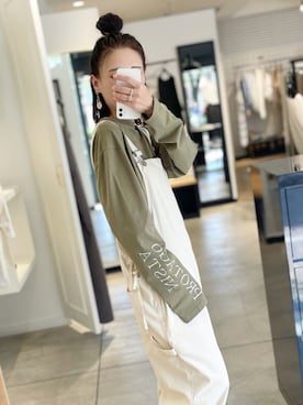 「TICCA（ティッカ）のアイテム（オールインワン・サロペット）」を使った、tomocoさん（レディース・158cm）の秋コーディネート