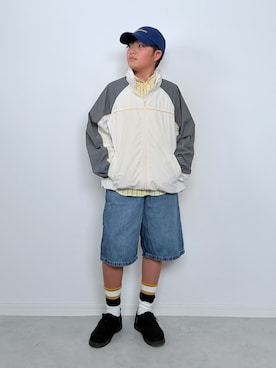 「アイテム（デニムパンツ）」を使った、M&Kさん（キッズ・143cm）の秋コーディネート