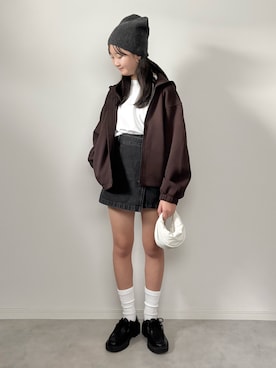 「アイテム（デニムスカート）」を使った、M&Kさん（レディース・154cm）の秋コーディネート