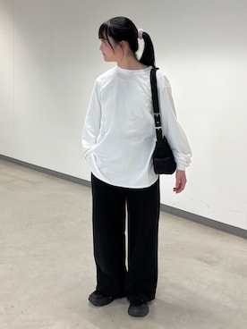 「GU（ジーユー）のアイテム（スウェット、ホワイト系）」を使った、M&Kさん（キッズ・140cm）の春コーディネート