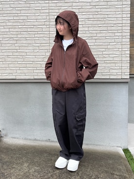 「UNIQLO（ユニクロ）のアイテム（Tシャツ/カットソー、ホワイト系）」を使った、M&Kさん（キッズ・142cm）の夏コーディネート