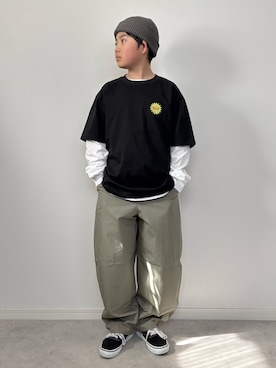 「VANS（バンズ）のVANS ヴァンズ ERA* エラ VN000EWZBLK BLACK（スニーカー、ブラック系）」を使った、M&Kさん（キッズ・140cm）の春コーディネート