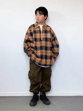 「アイテム（ニットキャップ/ビーニー、ブラック系）」を使った、M&Kさん（キッズ・128cm）の秋コーディネート