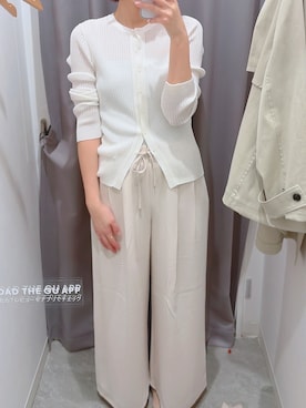 「GU（ジーユー）のアイテム（トップス、ホワイト系）」を使った、m.さん（レディース・169cm）の春コーディネート