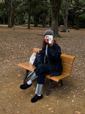 「アイテム（デニムジャケット）」を使った、akariさん（レディース・167cm）の秋コーディネート