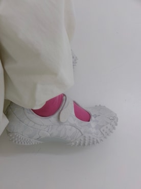 「URBAN RESEARCH（アーバンリサーチ）のPUMA　MOSTRO FEY LACE（スニーカー、グレー系）」を使った、Rさん（レディース・156cm）の夏コーディネート