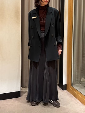 「アイテム（バレッタ/ヘアクリップ）」を使った、Rさん（レディース・156cm）の秋コーディネート