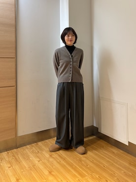 「UGG（アグ）のUGG　CLASSIC MICRO（その他シューズ）」を使った、Rさん（レディース・156cm）の冬コーディネート