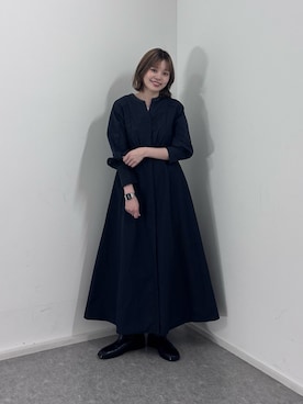 「URBAN RESEARCH ROSSO（アーバンリサーチロッソ）の『一部WEB限定カラー』バイカラーチェックナローワンピース（ワンピース、ブルー系）」を使った、Rさん（レディース・156cm）の秋コーディネート