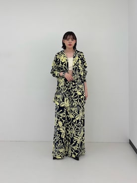 「柄パンツ」｜Rさん（レディース・156cm）の春コーディネート