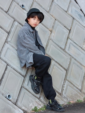 「pairmanon（ペアマノン）のコーデュロイベーシックシャツ」を使った、Ｒ兄弟さんのコーディネート