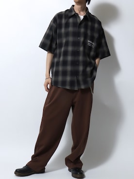 「Mark Gonzales（マーク・ゴンザレス）のMARK GONZALES ARTWORK COLLECTION/マークゴンザレス 別注 ビッグシルエット バックプリント ワンポイント刺繍 オンブレチェック 半袖シャツ（シャツ/ブラウス、ブラック系）」を使った、SITRYさん（メンズ・181cm）の夏コーディネート