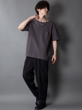 「SITRY（シトリー）のloose tapered tuck wide Pants/ルーズ テーパード タック ワイドパンツ（スラックス）」を使った、SITRYさん（メンズ・178cm）の春コーディネート
