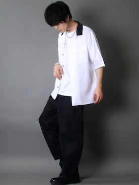 「SITRY（シトリー）のloose tapered tuck wide Pants/ルーズ テーパード タック ワイドパンツ（スラックス）」を使った、SITRYさん（メンズ・178cm）の春コーディネート