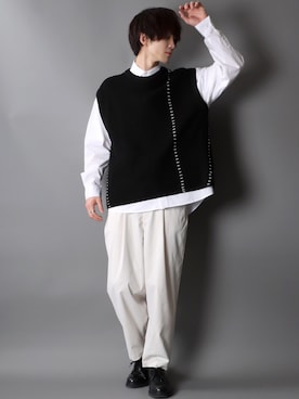 「SITRY（シトリー）のloose tapered tuck wide Pants/ルーズ テーパード タック ワイドパンツ（スラックス）」を使った、SITRYさん（メンズ・178cm）の冬コーディネート