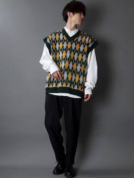 「SITRY（シトリー）のloose tapered tuck wide Pants/ルーズ テーパード タック ワイドパンツ（スラックス）」を使った、SITRYさん（メンズ・178cm）の春コーディネート