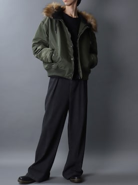 「アイテム（ミリタリージャケット）」を使った、SITRYさん（メンズ・181cm）の冬コーディネート