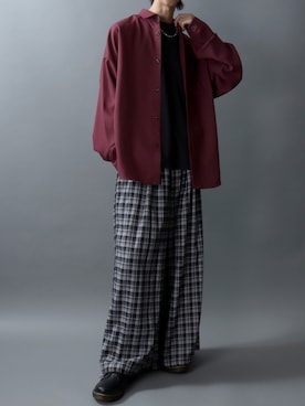「Dr. Martens（ドクターマーチン）のアイテム（シューズ）」を使った、SITRYさん（メンズ・181cm）の秋コーディネート