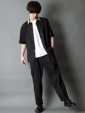 「SITRY（シトリー）のloose tapered tuck wide Pants/ルーズ テーパード タック ワイドパンツ（スラックス）」を使った、SITRYさん（メンズ・178cm）の春コーディネート