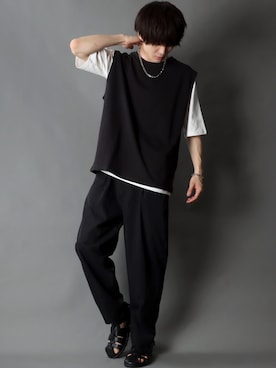 「SITRY（シトリー）のloose tapered tuck wide Pants/ルーズ テーパード タック ワイドパンツ（スラックス）」を使った、SITRYさん（メンズ・178cm）の夏コーディネート