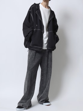 「アイテム（パーカー）」を使った、SITRYさん（メンズ・181cm）の秋コーディネート