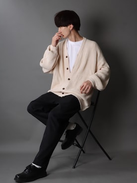 「SITRY（シトリー）のloose tapered tuck wide Pants/ルーズ テーパード タック ワイドパンツ（スラックス）」を使った、SITRYさん（メンズ・178cm）の秋コーディネート