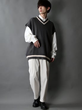 「SITRY（シトリー）のloose tapered tuck wide Pants/ルーズ テーパード タック ワイドパンツ（スラックス）」を使った、SITRYさん（メンズ・178cm）の冬コーディネート