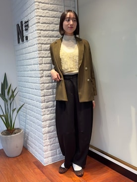 「アイテム（テーラードジャケット、グリーン系）」を使った、N. STAFFさん（レディース・167cm）の秋コーディネート