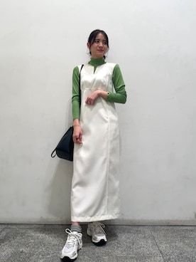 「N.（N. Natural Beauty Basic）（エヌエヌナチュラルビューティーベーシック）のアイテム（ジャンパースカート）」を使った、N. STAFFさん（レディース・161cm）の春コーディネート