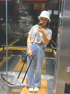 「JOJO（ジョジョ）のアイテム」を使った、ジミィ敏さん（レディース・160cm）の夏コーディネート