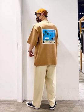 「TIMELY WARNING（タイムリーワーニング）のアイテム（トップス）」を使った、EPさん（メンズ・175cm）の夏コーディネート