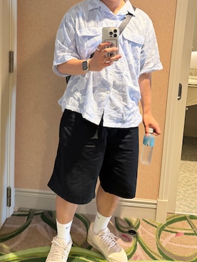 「アイテム（シャツ/ブラウス）」を使った、shun さん（メンズ・173cm）の秋コーディネート
