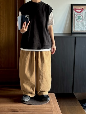 「アイテム（チノパンツ）」を使った、善さん（レディース・152cm）の秋コーディネート