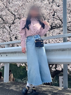 「アイテム（デニムスカート）」を使った、になさん（レディース・152cm）の春コーディネート