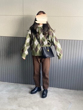 古本屋さんをまわるアーガイルポロニットを使った人気ファッションコーディネート Wear