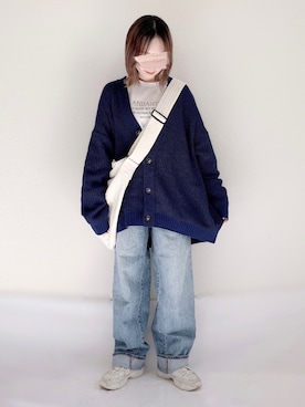 「UNIQLO（ユニクロ）のハイライズワイドストレートジーンズ（デニムパンツ）」を使った、KANONさん（レディース・155cm）の春コーディネート