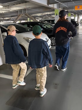 「BEAMS（ビームス）のアイテム（デニムパンツ）」を使った、AИDYさん（メンズ・161cm）の秋コーディネート