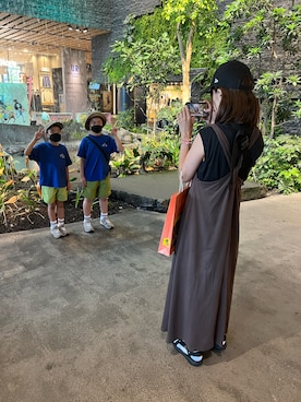 「BEAMS（ビームス）のアイテム（ワンピース/ドレス）」を使った、AИDYさん（レディース・161cm）の夏コーディネート