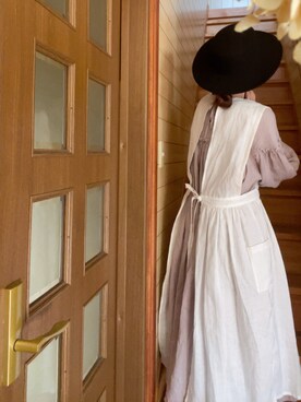 「アイテム（ジャンパースカート、ホワイト系）」を使った、雨里学游泳的鱼さん（レディース・158cm）の春コーディネート