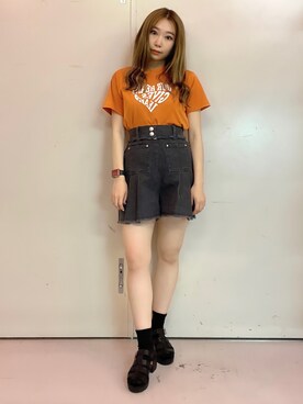 「PINK-latte（ピンクラテ）のアイテム（Tシャツ/カットソー、オレンジ系）」を使った、 シマシマさん（レディース・152cm）の夏コーディネート