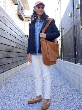 「アイテム（ショルダーバッグ）」を使った、𝕄𝔸𝕊𝔸さん（メンズ・174cm）の秋コーディネート