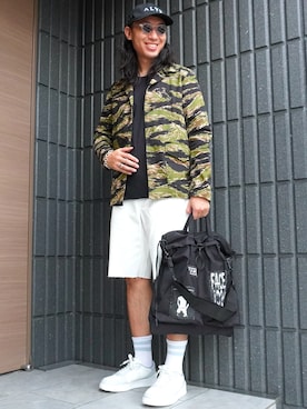 「アイテム（バッグ）」を使った、𝕄𝔸𝕊𝔸さん（メンズ・174cm・30代）の秋コーディネート