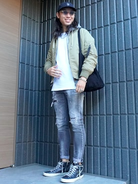 「アイテム（バッグ）」を使った、𝕄𝔸𝕊𝔸さん（メンズ・174cm）の秋コーディネート