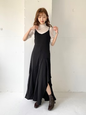 「GRL（グレイル）のシアーハイネックメロウ加工トップス（Tシャツ/カットソー）」を使った、清水夏姫さん（レディース・160cm）の秋コーディネート