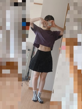 「パープル×黒」｜「アイテム（Tシャツ/カットソー）」を使った、ときさん（レディース・163cm）の秋コーディネート