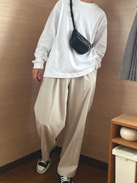 「LAKOLE（ラコレ）のアイテム（Tシャツ/カットソー）」を使った、yutyさん（メンズ・166cm）の冬コーディネート