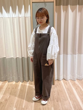「白ブラウス」｜「アイテム（オールインワン・サロペット）」を使った、ちゃんゆ🐰さん（レディース・149cm）の秋コーディネート